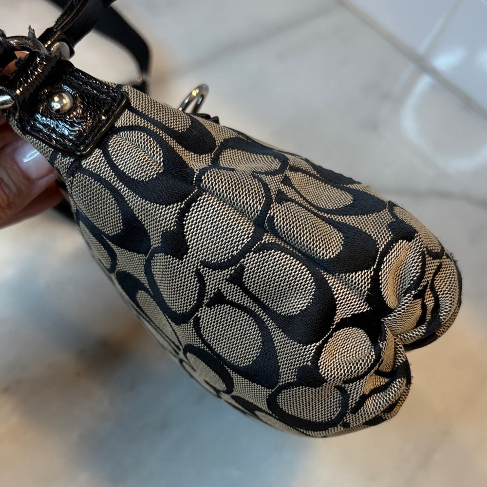 Coach Poppy Signature Logo Canvas Crossbody Bag - Picture 8 of 15